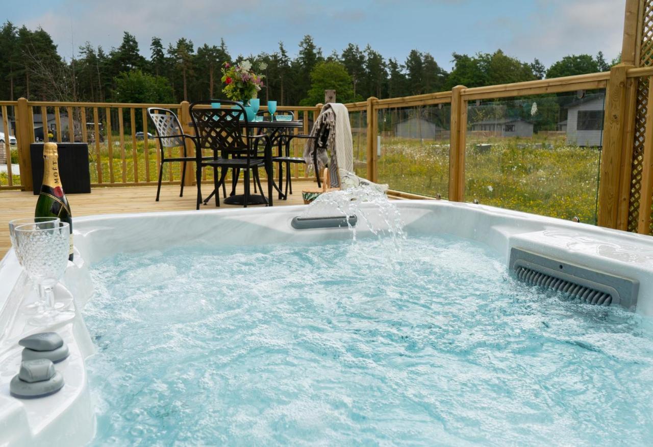 Hollicarrs Holiday Park - Hares Leap Riccall Exterior photo