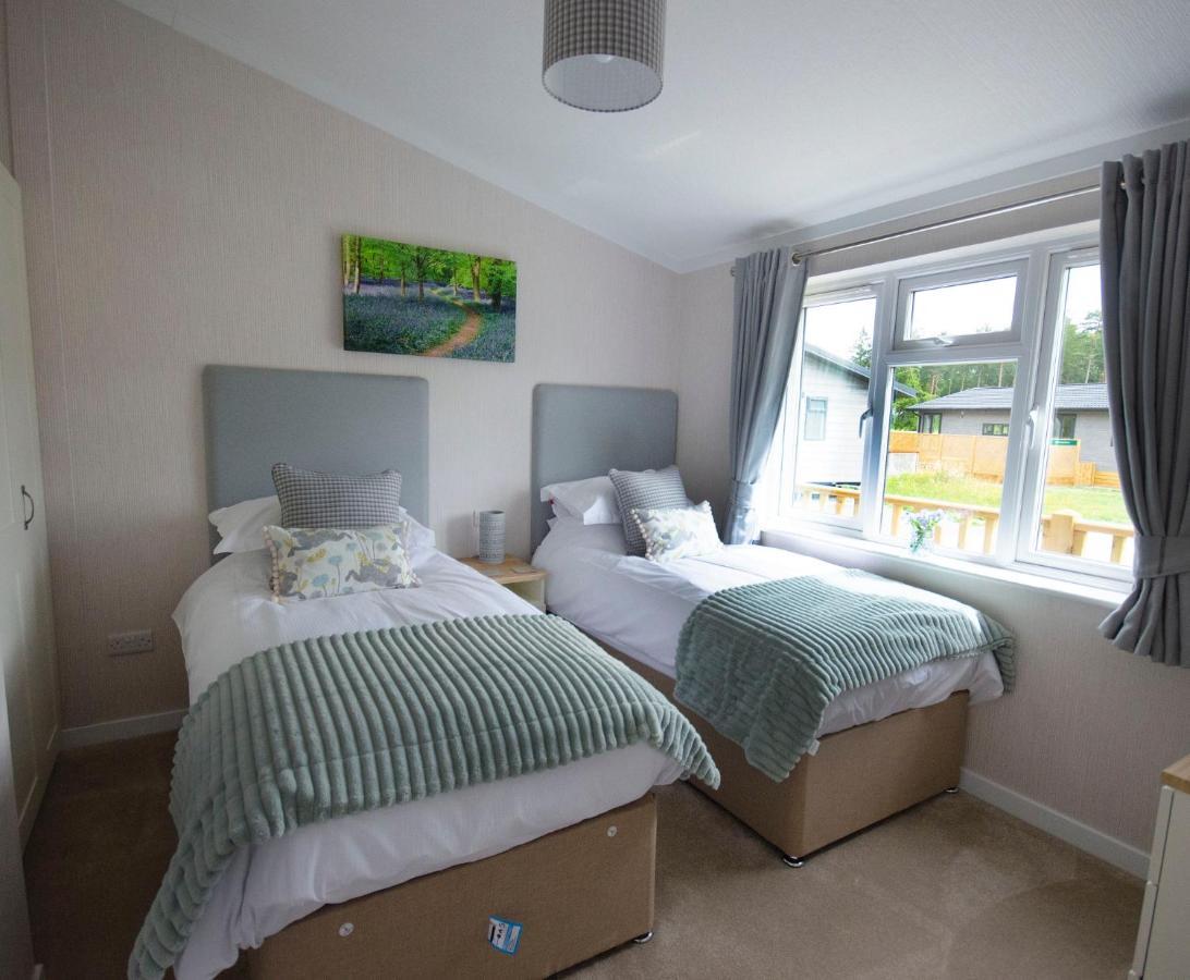Hollicarrs Holiday Park - Hares Leap Riccall Exterior photo